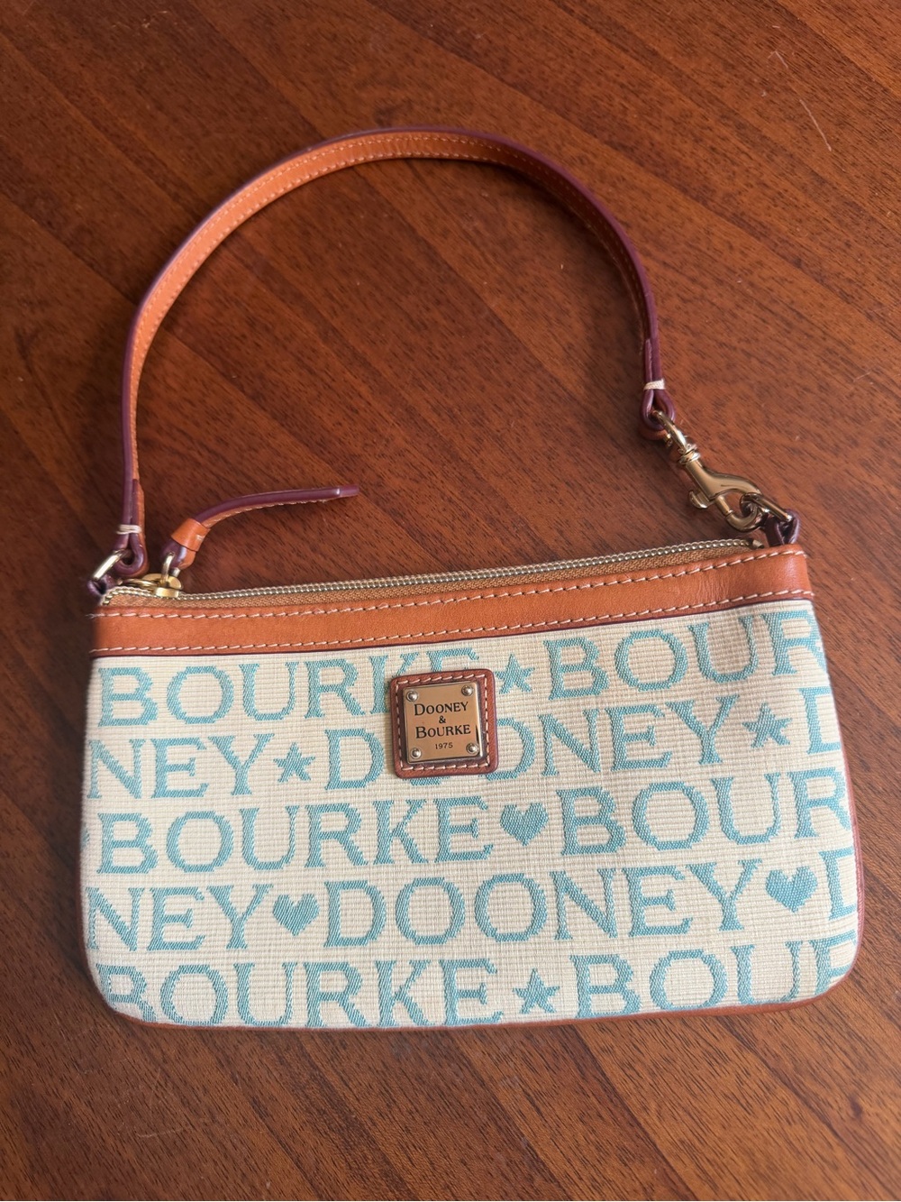 EUC Dooney & Bourke Light Blue Logo Canvas Wristlet with Tan Trim Y2K